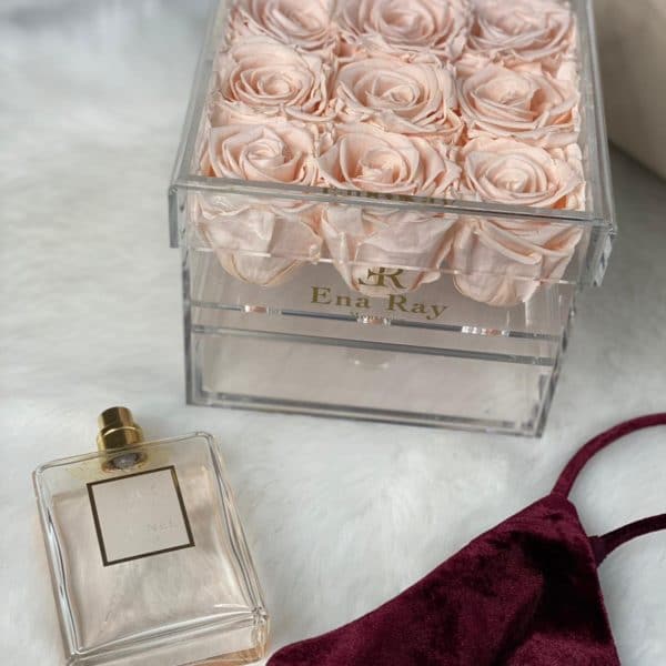 Rose éternelle boîte transparente Grande ➔ Ena Ray Boutique en ligne ᐅ  Livraison dans toute la Suisse
